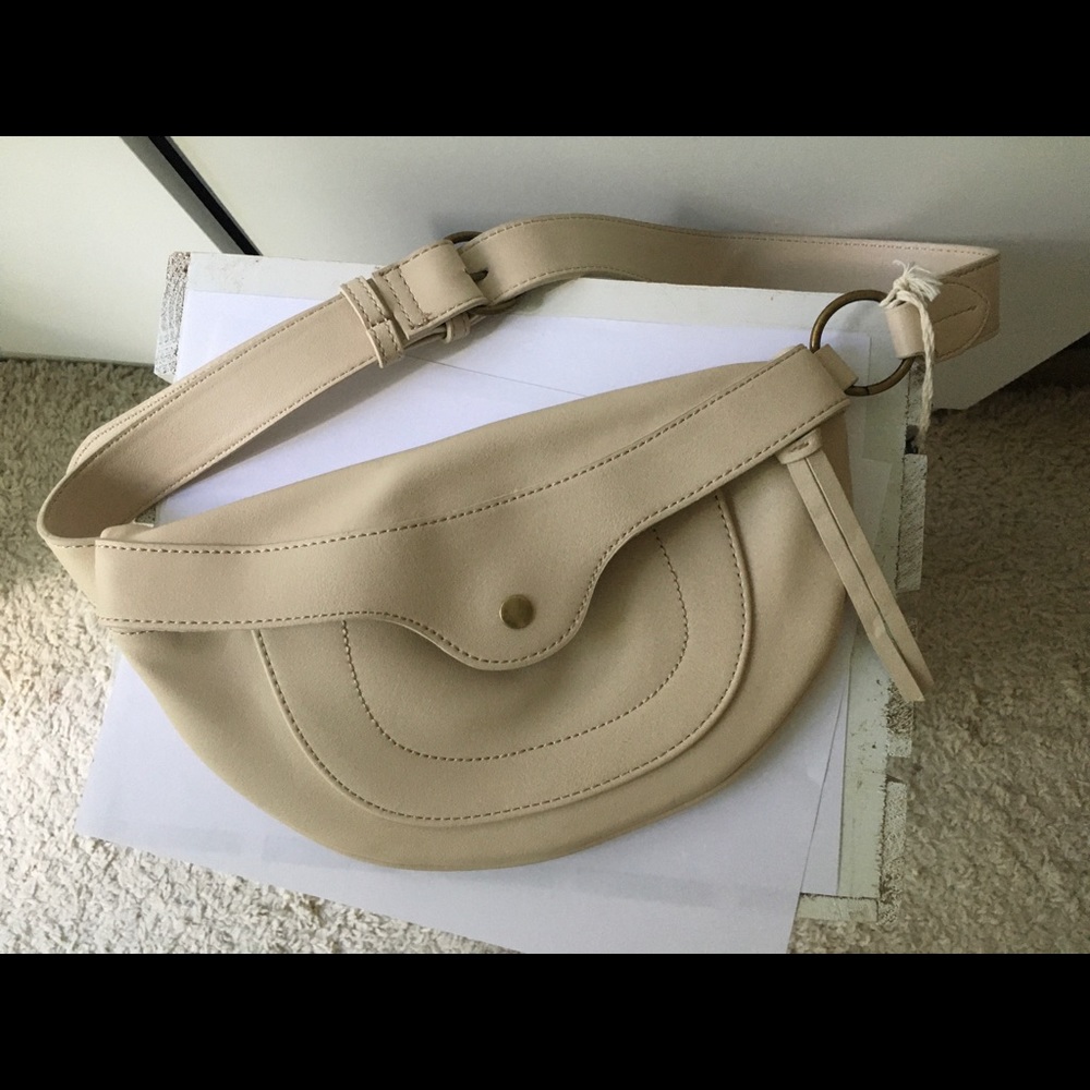 Beige belt bag final price